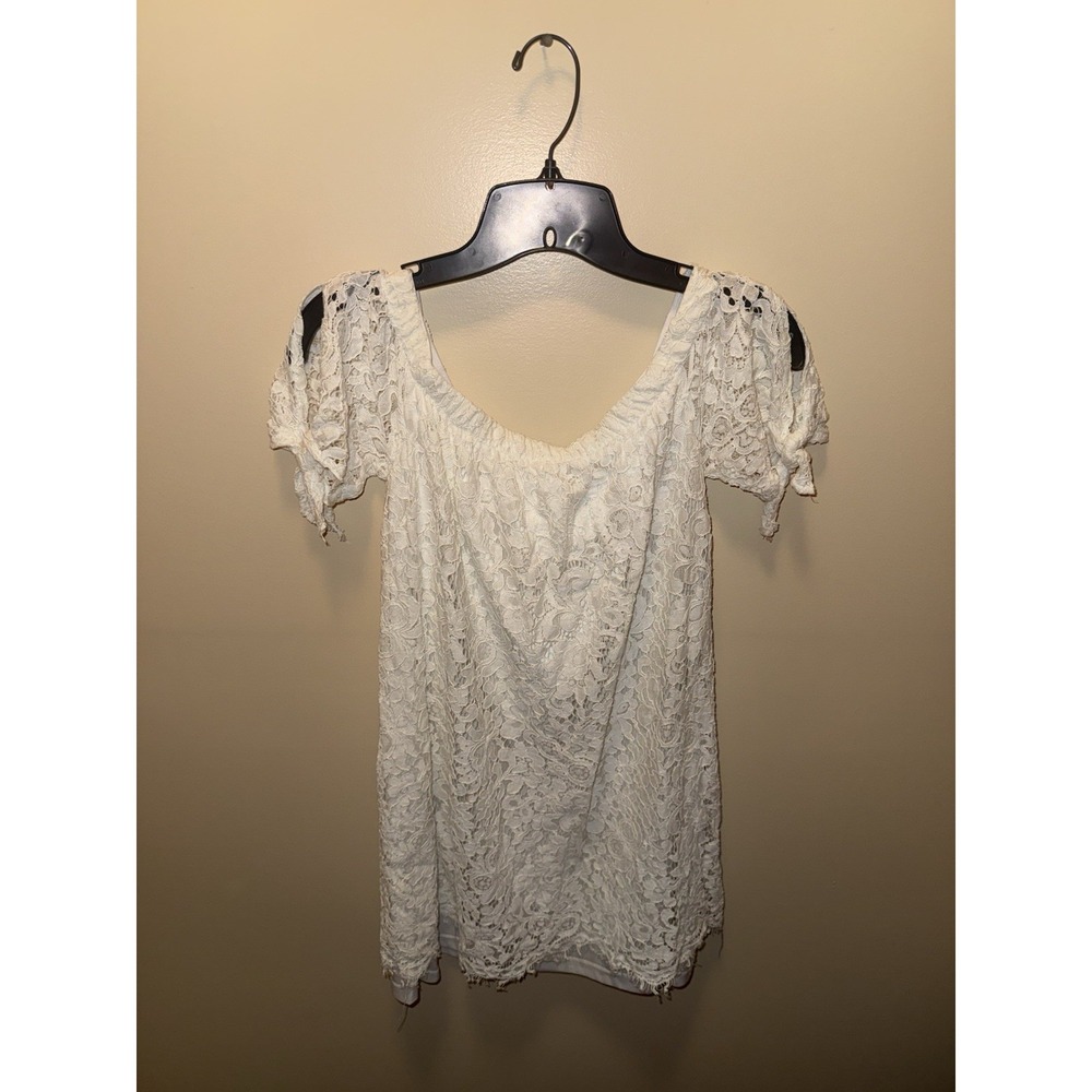 Floral Lace Off-Shoulder Blouse Top Bell Sleeve Size M White Rue21 Boho Cottage